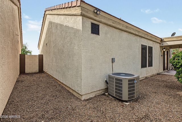 8726 E FAIRFIELD Street, Mesa, AZ 85207