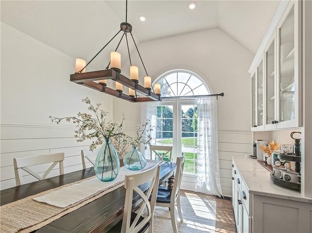 31600 W 115TH Street, Olathe, KS 66061