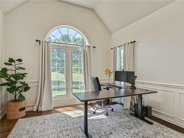 31600 W 115TH Street, Olathe, KS 66061