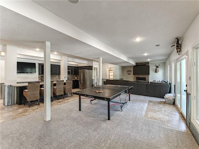 31600 W 115TH Street, Olathe, KS 66061
