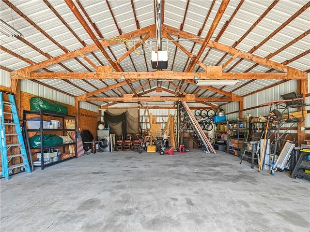 31600 W 115TH Street, Olathe, KS 66061