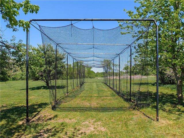 31600 W 115TH Street, Olathe, KS 66061