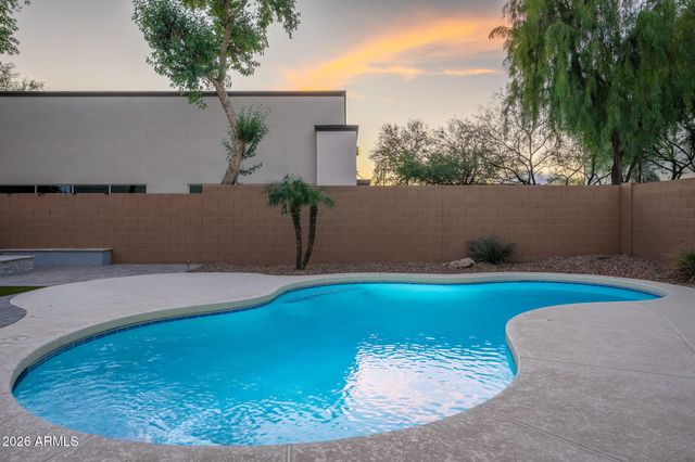 20858 N 90TH Avenue, Peoria, AZ 85382