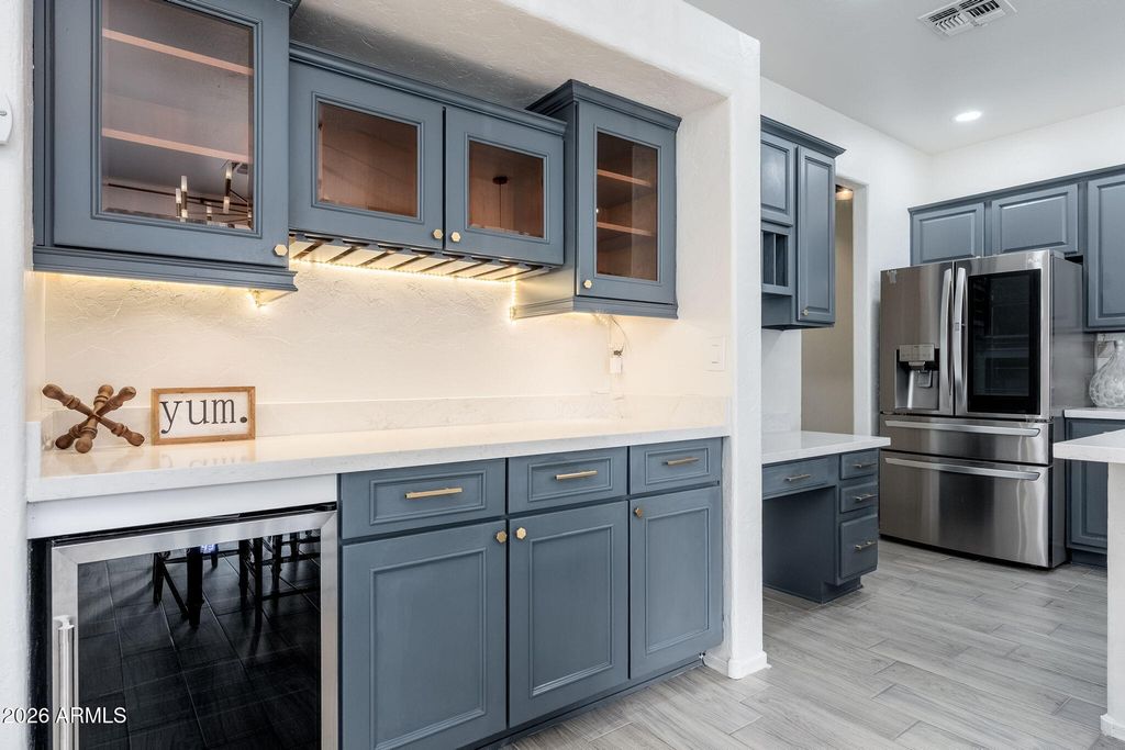 Image 15 of property listing at 20858 N 90TH Avenue, Peoria, AZ 85382