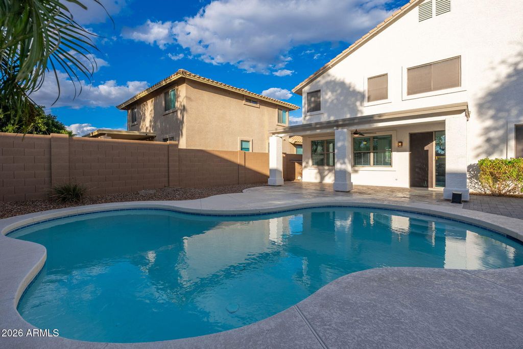 Image 40 of property listing at 20858 N 90TH Avenue, Peoria, AZ 85382