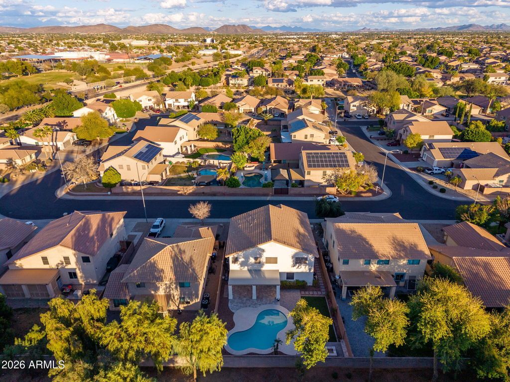 Image 46 of property listing at 20858 N 90TH Avenue, Peoria, AZ 85382