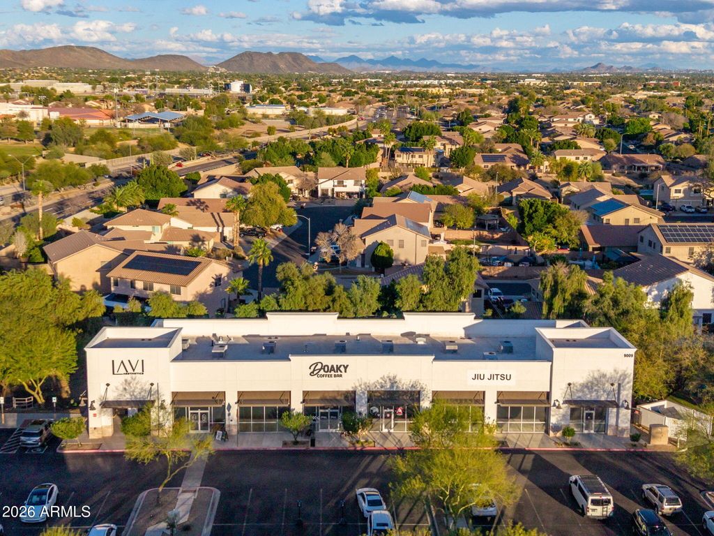 Image 54 of property listing at 20858 N 90TH Avenue, Peoria, AZ 85382