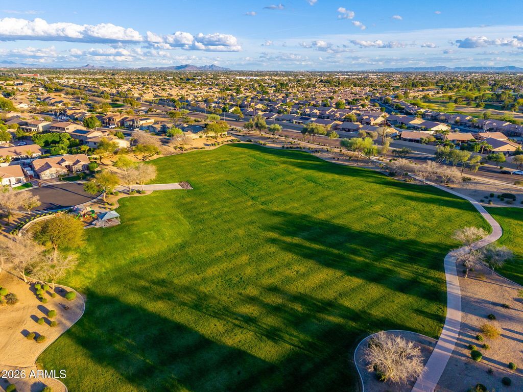 Image 58 of property listing at 20858 N 90TH Avenue, Peoria, AZ 85382