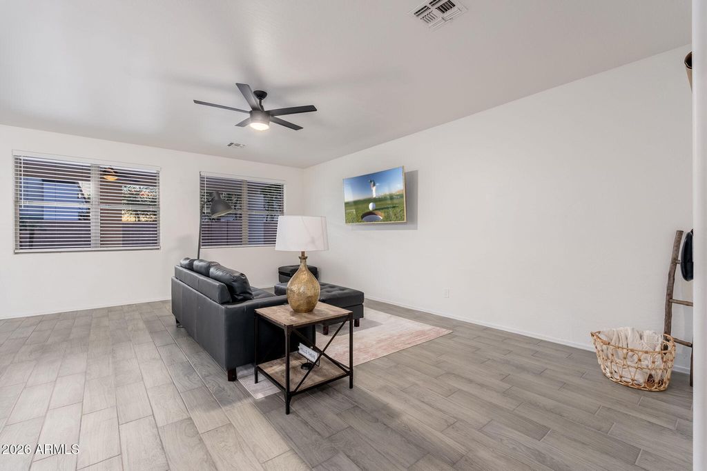 Image 62 of property listing at 20858 N 90TH Avenue, Peoria, AZ 85382