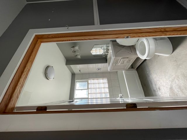 Address unavailable.