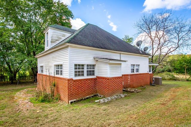 236 Polk Road 165, Mena, AR 71960