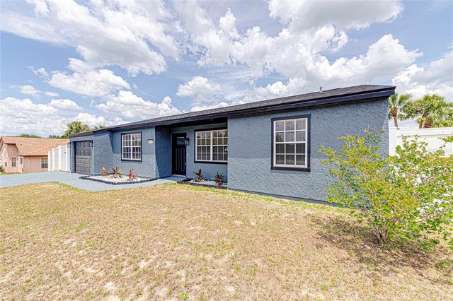 336 OAK TRACK DRIVE, Ocala, FL 34472