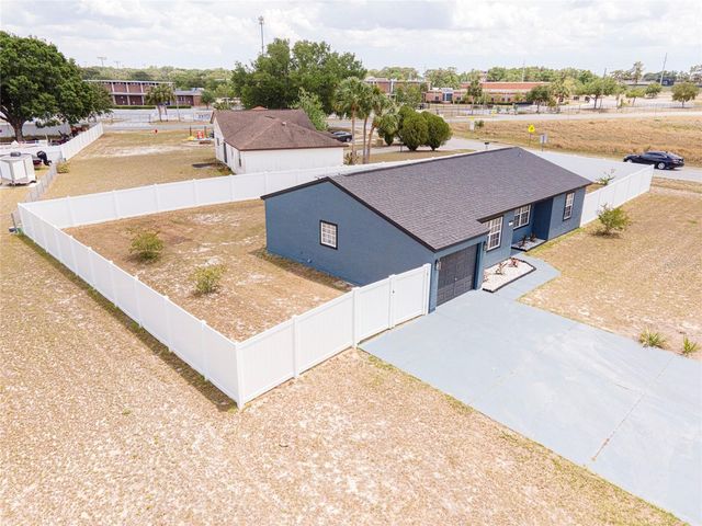 336 OAK TRACK DRIVE, Ocala, FL 34472