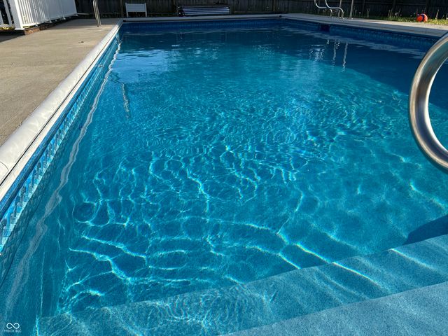 804 Seabreeze Drive, Avon, IN 46123