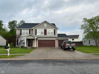 804 Seabreeze Drive, Avon, IN 46123