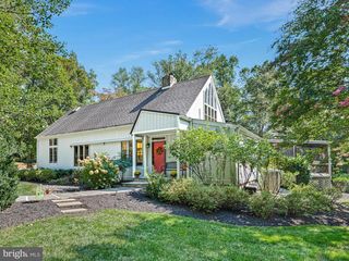 2315 FELLS LN, Wilmington, DE 19808