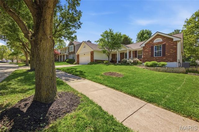 16028 Nantucket Meadows Drive, Wildwood, MO 63040