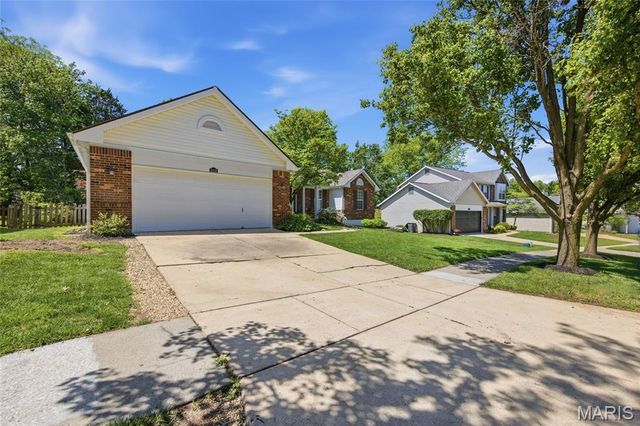 16028 Nantucket Meadows Drive, Wildwood, MO 63040