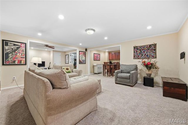 16028 Nantucket Meadows Drive, Wildwood, MO 63040