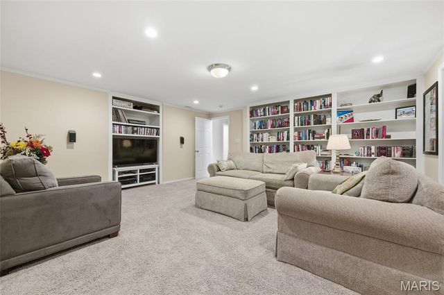 16028 Nantucket Meadows Drive, Wildwood, MO 63040