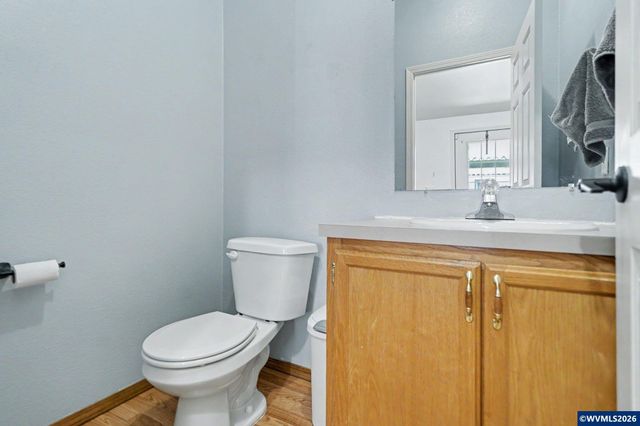 3452 Lake Vanessa Cir NW, Salem, OR 97304