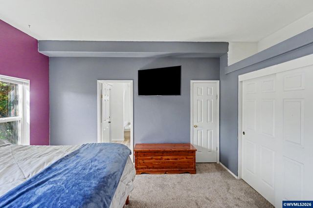 3452 Lake Vanessa Cir NW, Salem, OR 97304