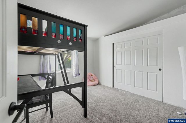 3452 Lake Vanessa Cir NW, Salem, OR 97304