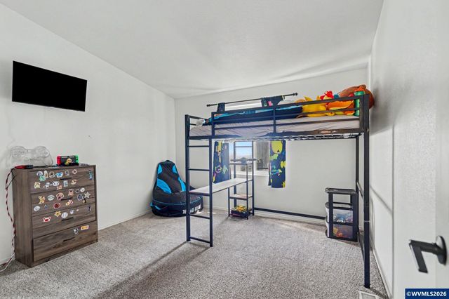 3452 Lake Vanessa Cir NW, Salem, OR 97304