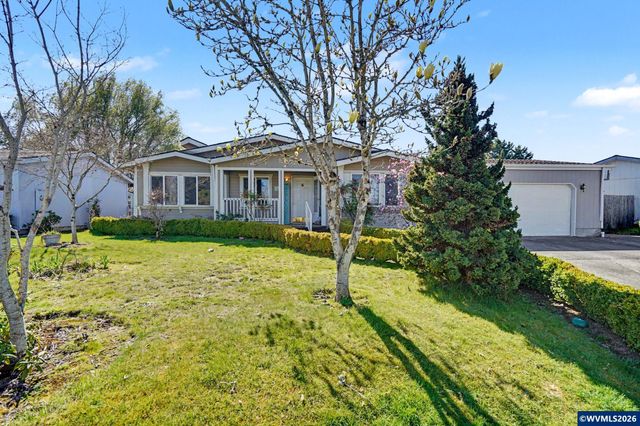 3452 Lake Vanessa Cir NW, Salem, OR 97304