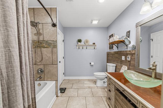 1240 Sumac Rd, Pulaski, TN 38478