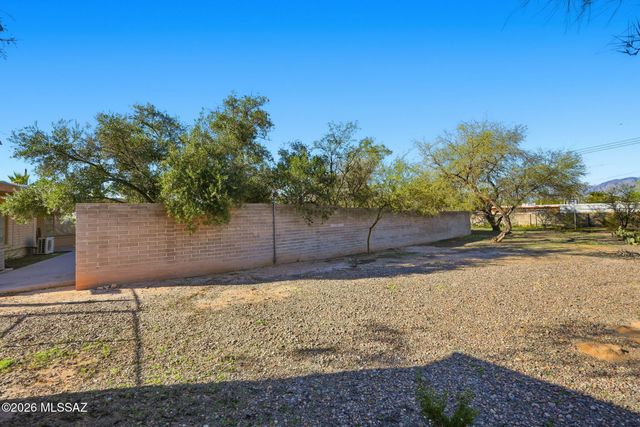 1031 S Magnolia Avenue, Tucson, AZ 85711