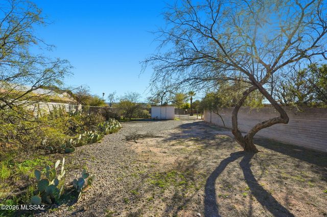 1031 S Magnolia Avenue, Tucson, AZ 85711