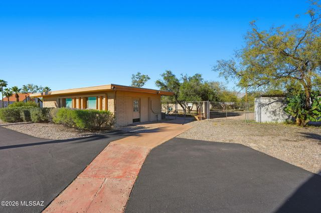 1031 S Magnolia Avenue, Tucson, AZ 85711
