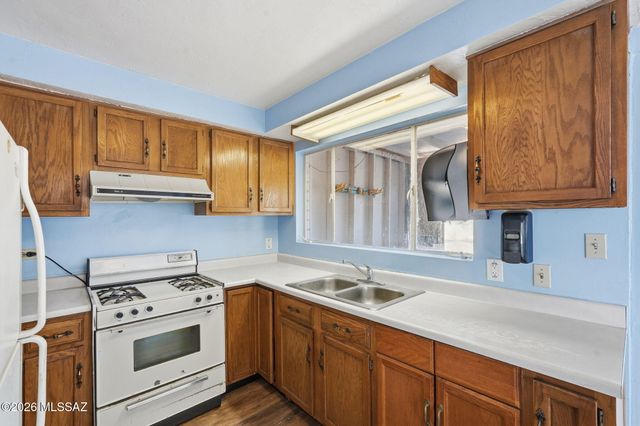 1031 S Magnolia Avenue, Tucson, AZ 85711