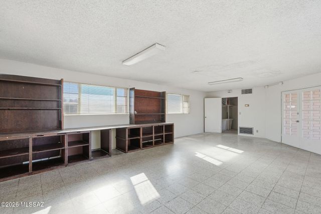 1031 S Magnolia Avenue, Tucson, AZ 85711