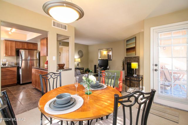 6651 N Campbell Ave Apt 224, Tucson, AZ 85718