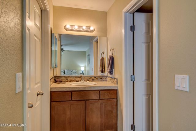 6651 N Campbell Ave Apt 224, Tucson, AZ 85718