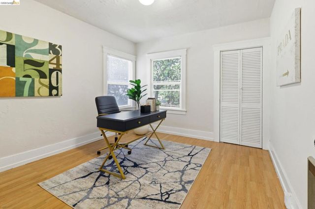 3114 Suter St, Oakland, CA 94602