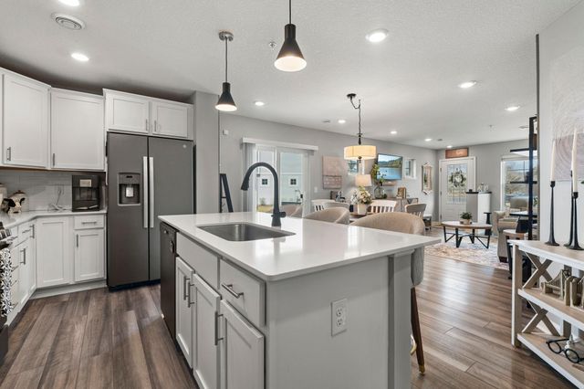 8721 Park Avenue NE, Otsego, MN 55330