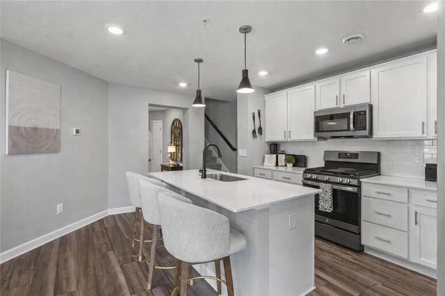 8721 Park Avenue NE, Otsego, MN 55330