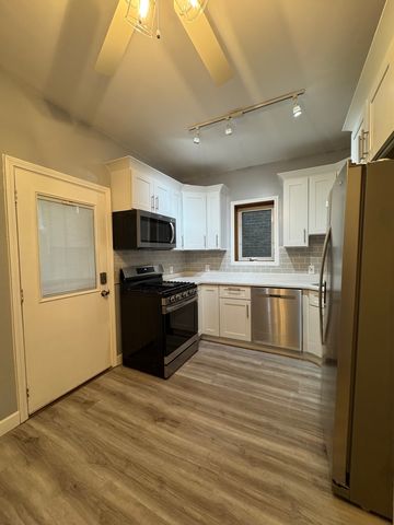 6143 S Major Avenue 1, Chicago, IL 60638