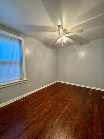6143 S Major Avenue 1, Chicago, IL 60638