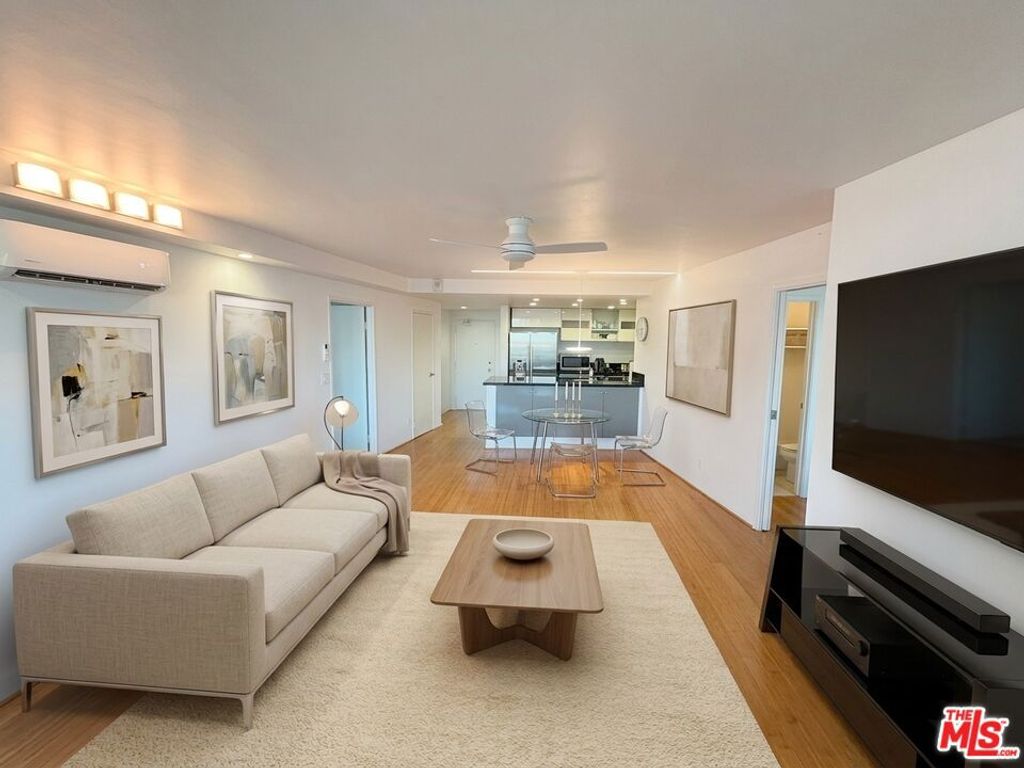 700 E Ocean Boulevard 1102, Long Beach, CA 90802 — photo 3