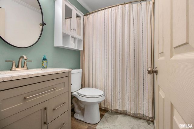 16042 Ralls Grove Road, Creal Springs, IL 62922