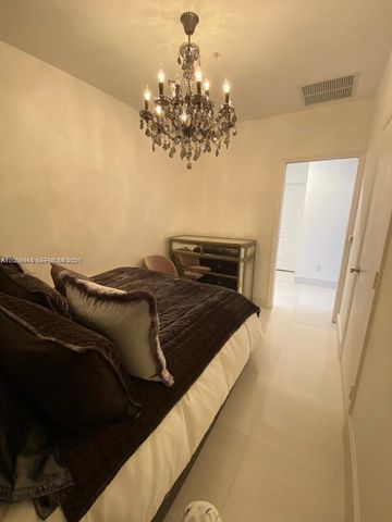1945 S Ocean Dr 211, Hallandale Beach, FL 33009