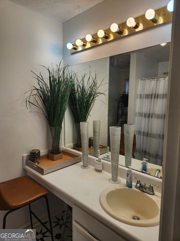 8440 Cedar Creek Ridge, Riverdale, GA 30274