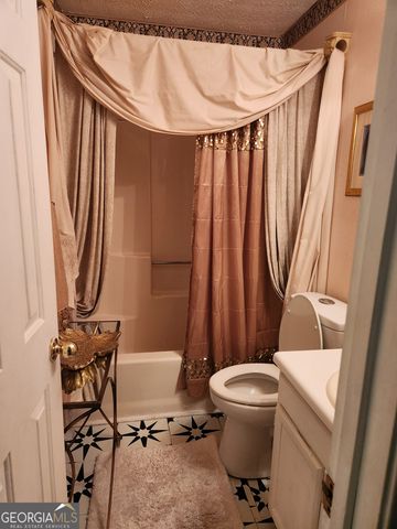 8440 Cedar Creek Ridge, Riverdale, GA 30274