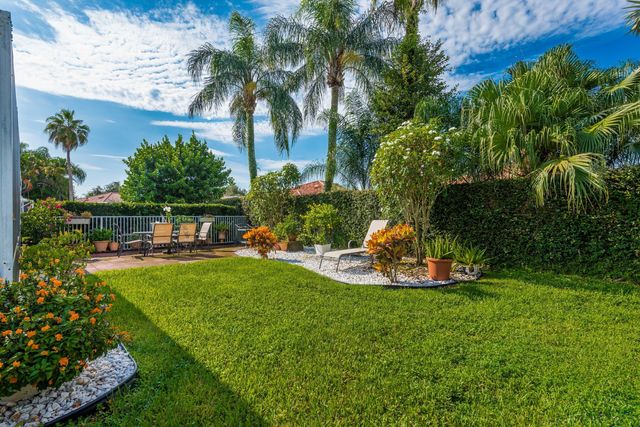 7068 Gila Lane, West Palm Beach, FL 33411