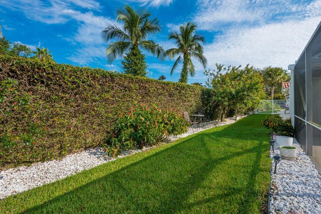 7068 Gila Lane, West Palm Beach, FL 33411