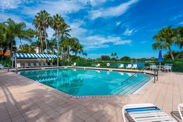7068 Gila Lane, West Palm Beach, FL 33411